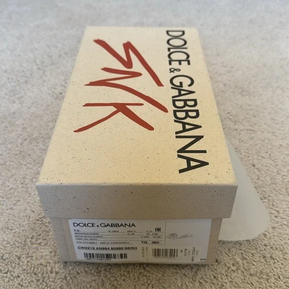 Dolce & Gabanna Bianca Rubber Sandals - Picture 6 of 6